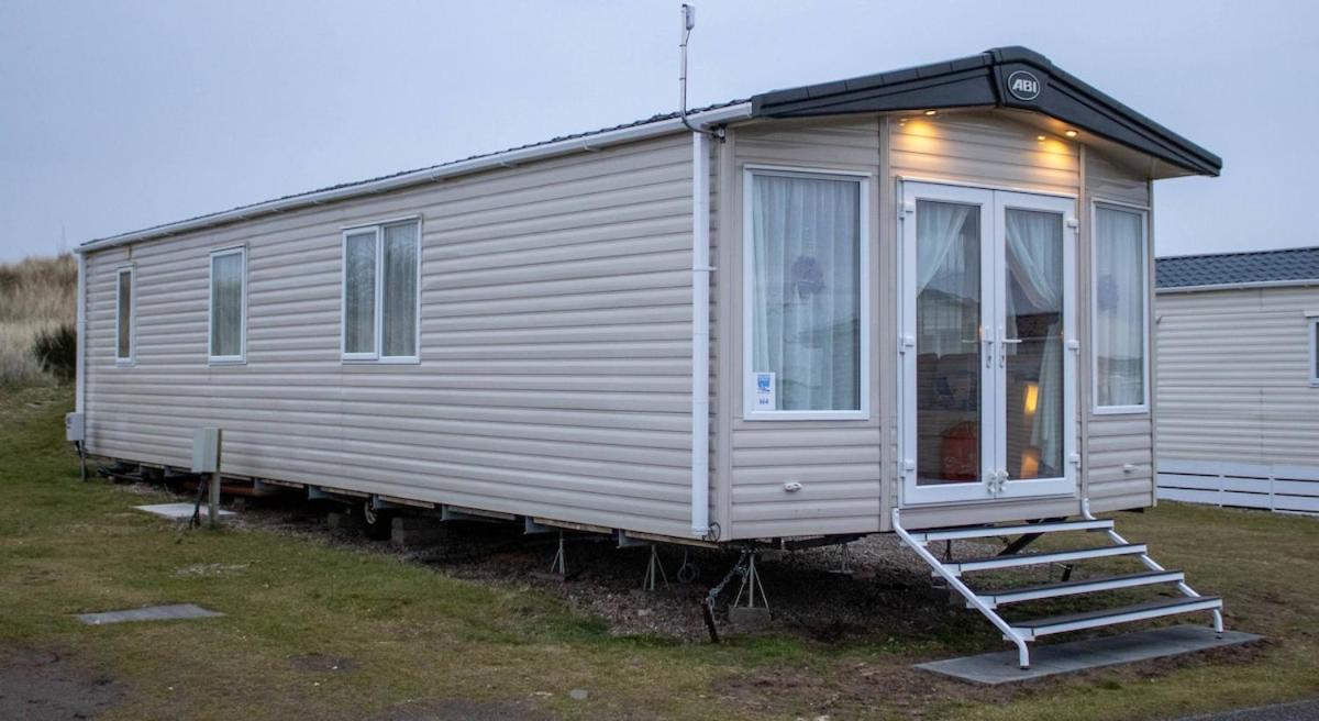 Eagle'S Den Caravan Lossiemouth Exteriör bild