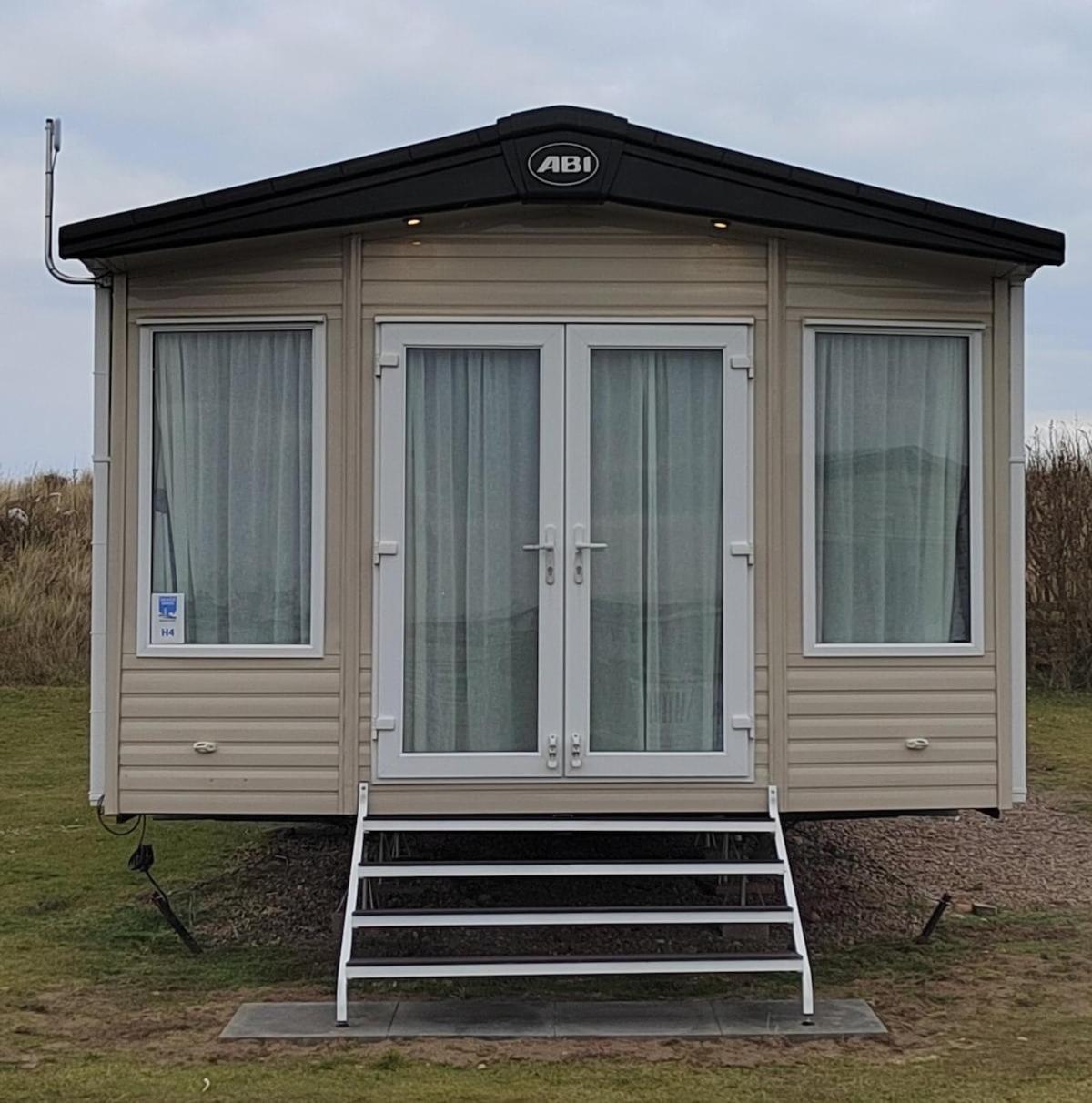 Eagle'S Den Caravan Lossiemouth Exteriör bild